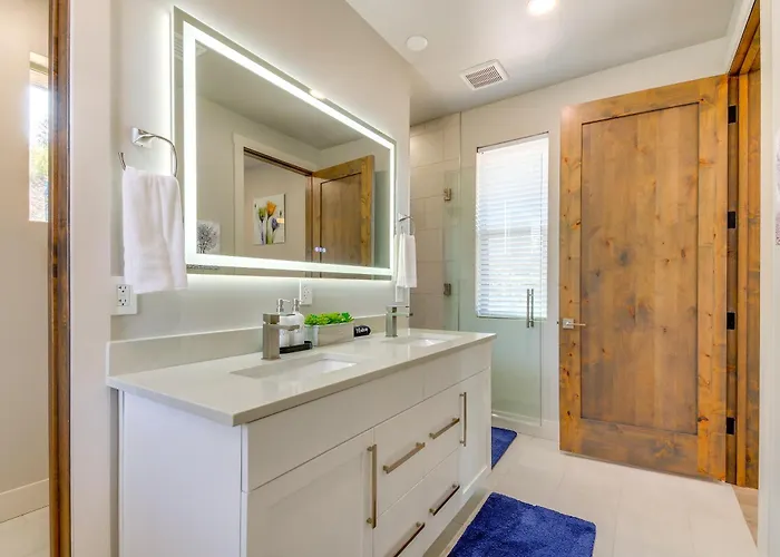 Holiday home Mtn-view Retreat W/ Game In Prescott! *