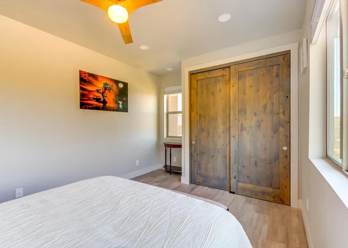 Mtn-view Retreat W/ Game In Prescott! Holiday home